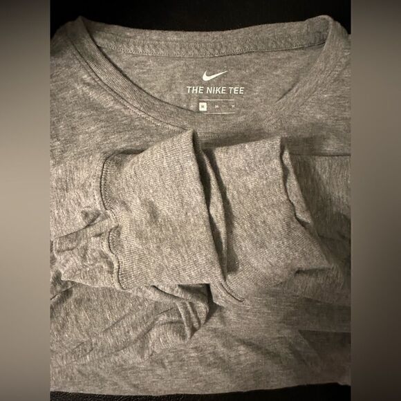 NIKE Long sleeve t-shirt Grey solid color Men size Medium - Picture 9 of 15